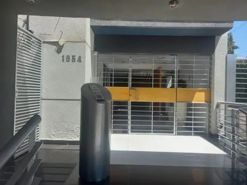 Echeverria , Piso PB
