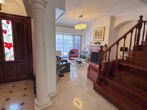 Casa en Alquiler de 4 dormitorios