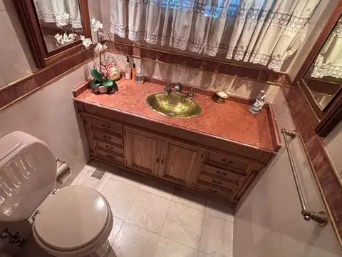 ALQUILA CASA 4 PLANTAS GARAJE PISCINA QUINTA GALLI