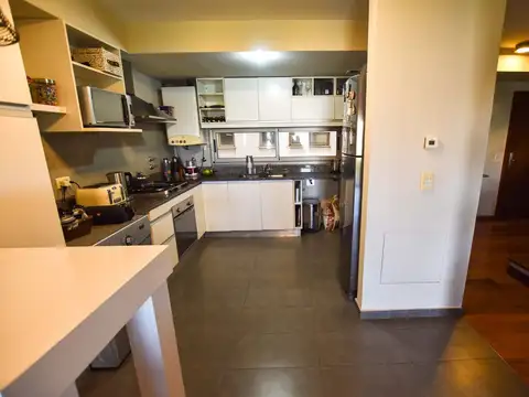 Departamento en Venta con 2 cocheras