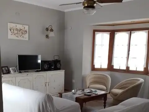 Galpon en Alquiler en Granadero Baigorria, $ 710.000