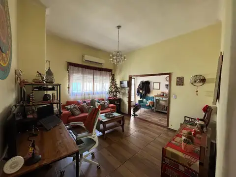 Depto Tipo Casa en Venta con 2 cocheras