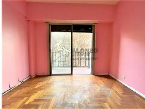 AMPLIO DPTO 2 AMBIENTES CON BALCÓN - LANUS OESTE