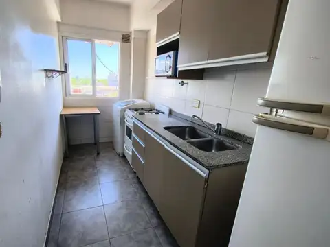 DEPARTAMENTO 2 AMB EN VENTA PARQUE CHAS LUMINOSO