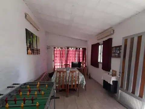 SE VENDE CASA CON QUINCHO EN RICARDONE