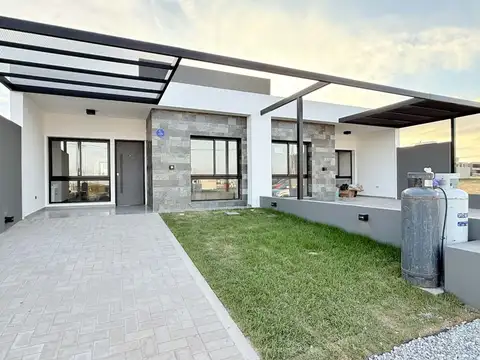 VENTA DUPLEX 2 DORMITORIOS DOCTA URBANIZACION