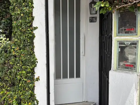 Local en Alquiler en Jose Leon Suarez, $ 800.000