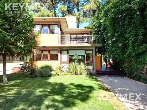 Venta de Casa 4 ambientes en Mar Azul