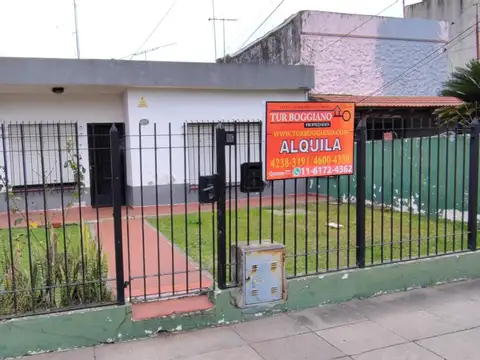 ALQUILER DE CASA CON UN DORMITORIO