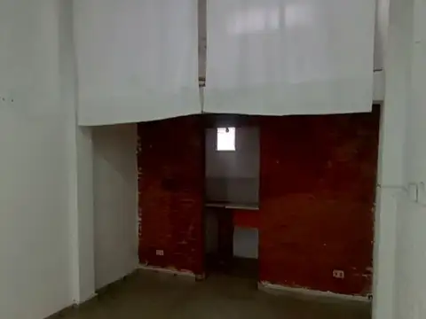 Local en Alquiler en Malvinas Argentinas, $ 450.000