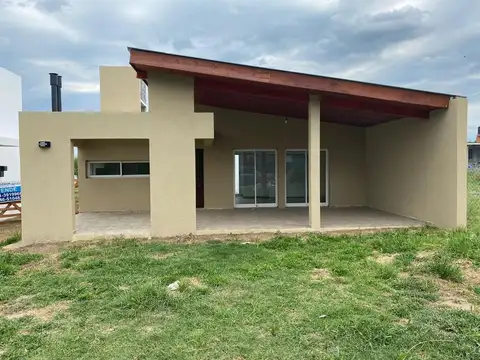 CASA EN VENTA - OPORTUNIDAD - ANISACATE