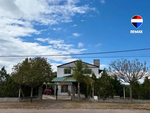 VENTA/PERMUCA CASA C/PILETA ZONA SUR APTA CREDITO