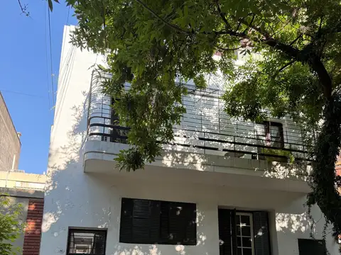 Departamento PH 2 plantas 110 metros totales 90 cubiertos, 4 ambientes, 3 baños hidromasaje, 4 aires, terraza en Almagro
