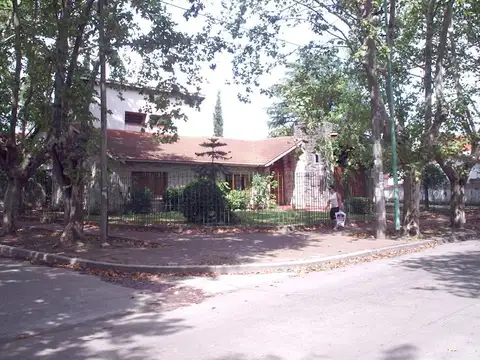 Casa en Alquiler en Florencio Varela, $ 2.200.000