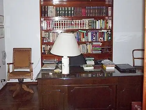 Casa 7 ambientes con 4 baños