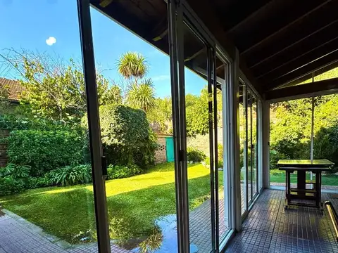 Casa en venta en Luis Guillon/ Financiación/ Permuta dpto