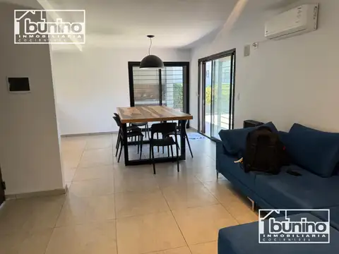 Casa en Alquiler Temporal en Roldan, USD 75