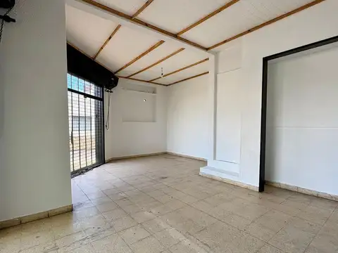 Local en Alquiler en Ringuelet, $ 900.000