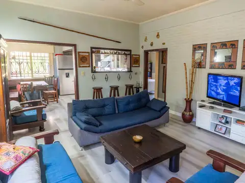 VENTA CASA QUINTA + CASA CASEROS  LA REJA MORENO