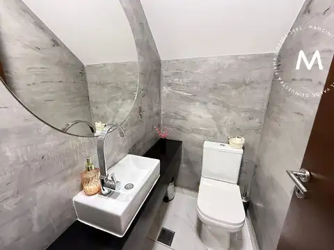 Depto Tipo Casa en Venta 6 años