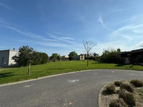 Venta de Lote en El Cantón Norte, Escobar