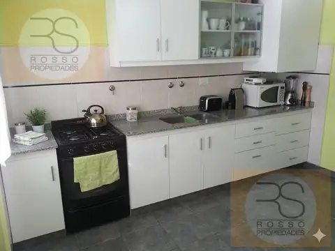 Depto Tipo Casa en Alquiler en Villa Sarmiento, $ 1.200.000