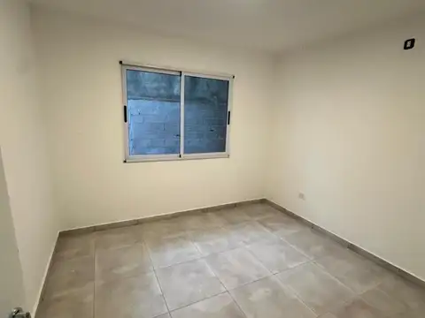 ALQUILER  PH TIPO CASA 2 DORMITORIOS MERLO