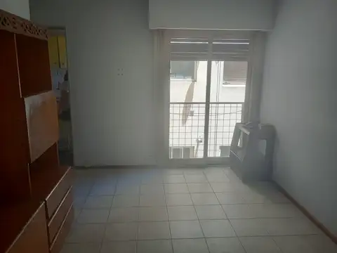 Departamento en alquiler en Monte Castro