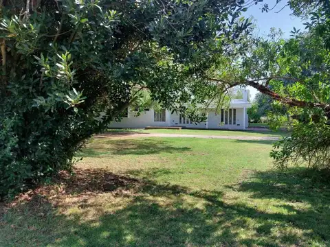 Casa 4 ambientes con 1 baño