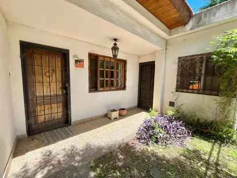 Venta Casa 4 amb. en Beccar con Jardín
