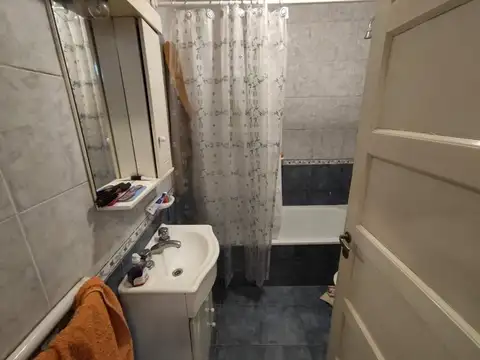 OPORTUNIDAD VENTA CASA DE 3 AMBIENTES HAEDO NORTE