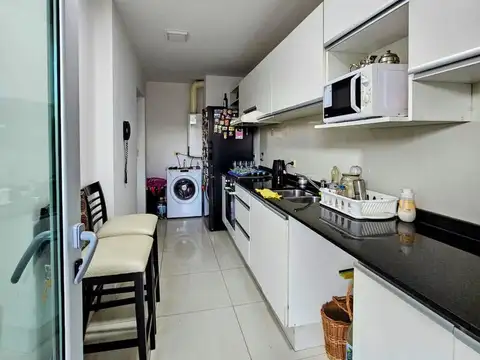 Departamento 4 ambientes con 2 baños