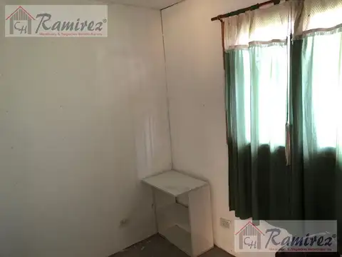 Casa 4 ambientes con 1 baño