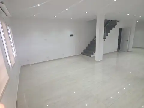 CASA 4 AMBIENTES A NUEVO VER IMÁGENES