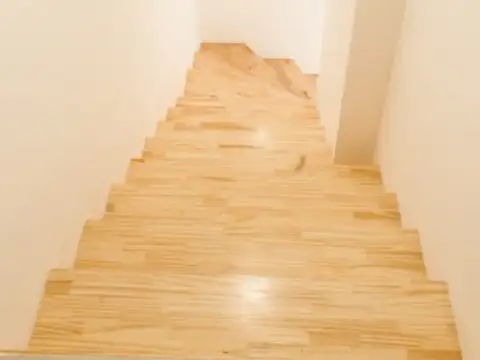 Depto Tipo Casa 3 ambientes con 2 baños