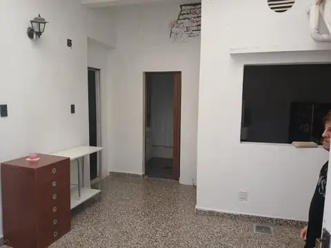 Depto Tipo Casa 2 ambientes con 1 baño