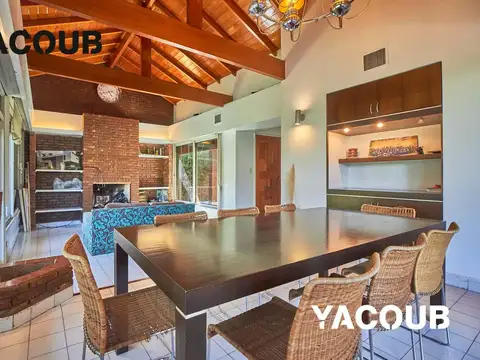 Casa en Venta de 4 dormitorios