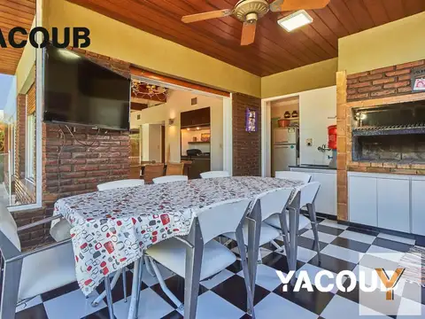Casa en Venta al Este