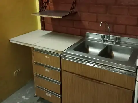 Galpon en Alquiler 10  mts Fondo