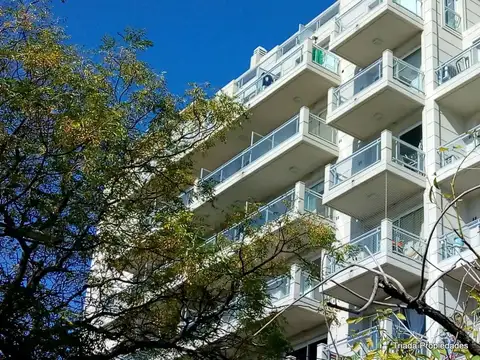 VENTA COCHERA CON ESCRITURA PROPIA EN PRIMER SUBSUELO A METROS DEL HOSPITAL PIROVANO