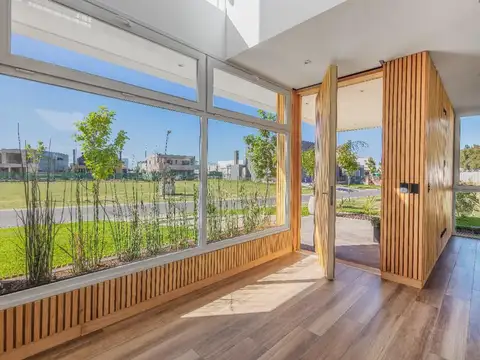 Casa en Alquiler en Nordelta Carpinchos, USD 3.800