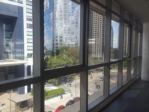 Oficina en Alquiler con 1 cochera