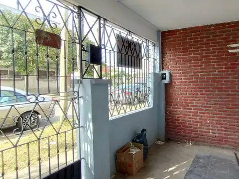 Depto Tipo Casa en Venta con 1 cocheras