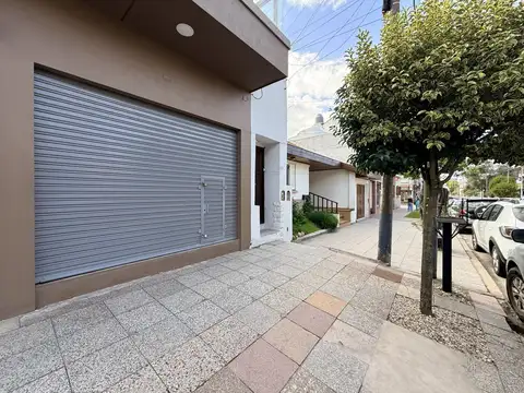 Local en Alquiler en El Progreso, $ 1.400.000