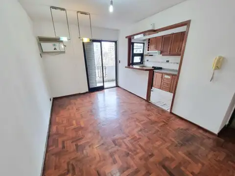 Departamento un dormitorio Pellegrini 1400