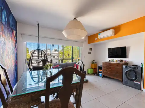 DEPARTAMENTO - VENTA - 3 AMBIENTES - COCHERA - BALCÓN - SAAVEDRA