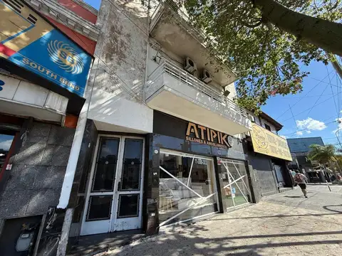 PH 2 AMBIENTES 2° PISO POR ESCALERA APTO CREDITO