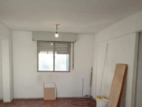 Departamento en venta - 3 Dormitorios 1 Baño - Villa Lugano