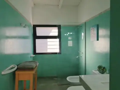 Casa sobre Lote de 485m2 Moderna con Jardín y Piscina