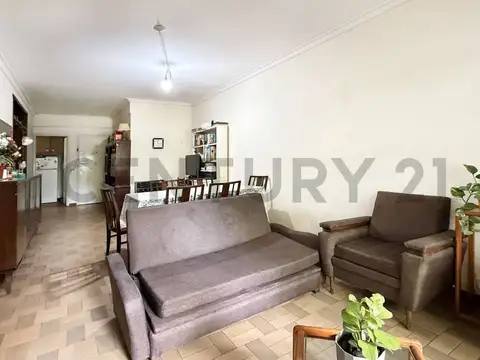 Ituzaingó 7300, Piso 0